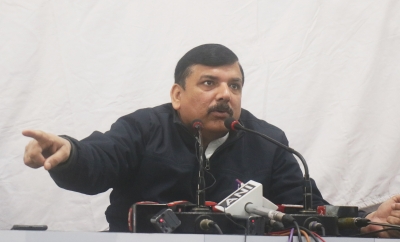 AAP blames Shah for failing to control Delhi riots | AAP blames Shah for failing to control Delhi riots AAP blames Shah for failing to control Delhi riots | AAP blames Shah for failing to control Delhi riots