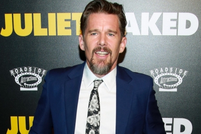 Ethan Hawke is 'trying to stay alive' in the film industry | Ethan Hawke is 'trying to stay alive' in the film industry