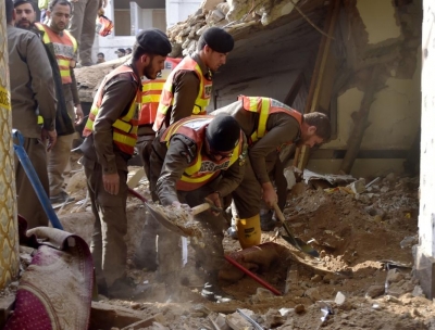 Two killed in Peshawar blast | Two killed in Peshawar blast