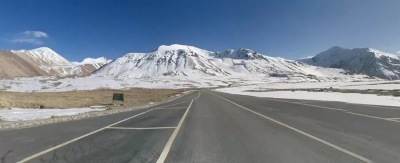 Pak-China Khunjerab Pass trade route opens after 3 years | Pak-China Khunjerab Pass trade route opens after 3 years