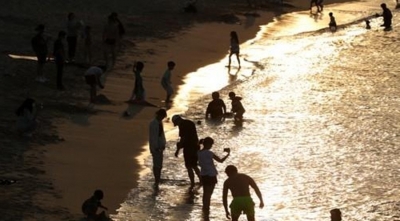 SKorea to open beaches nationwide next month amid eased antivirus rules | SKorea to open beaches nationwide next month amid eased antivirus rules