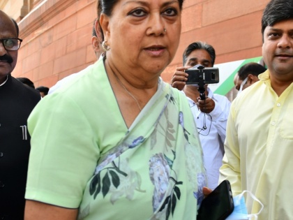 'Fight for throne on, arrows being fired at each other', says Raje on Gehlot-Pilot tiff | 'Fight for throne on, arrows being fired at each other', says Raje on Gehlot-Pilot tiff