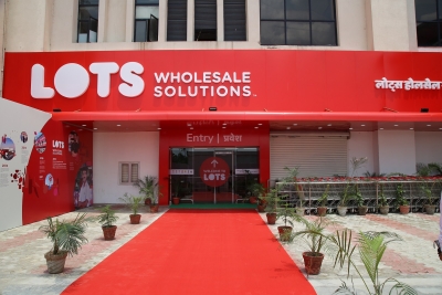LOTS Wholesale does retail sales, violating FDI rules: CAIT | LOTS Wholesale does retail sales, violating FDI rules: CAIT