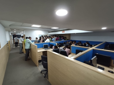 Fake call centre busted in Gurugram, 12 arrested | Fake call centre busted in Gurugram, 12 arrested Fake call centre busted in Gurugram, 12 arrested | Fake call centre busted in Gurugram, 12 arrested