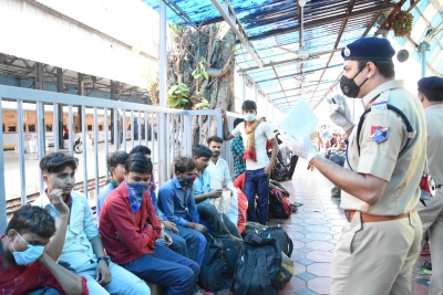Over 1.33 lakh migrant workers return Odisha | Over 1.33 lakh migrant workers return Odisha