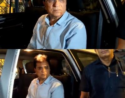Mumbai: BJP's ex-MP Kirit Somaiya hurt in attack | Mumbai: BJP's ex-MP Kirit Somaiya hurt in attack Mumbai: BJP's ex-MP Kirit Somaiya hurt in attack | Mumbai: BJP's ex-MP Kirit Somaiya hurt in attack