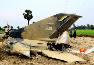 12 dead in Myanmar military plane crash | 12 dead in Myanmar military plane crash