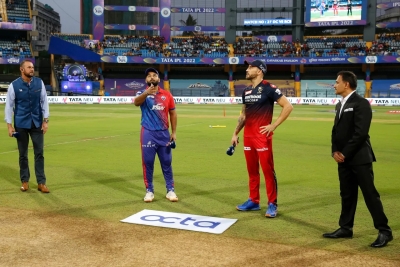 IPL 2022: Delhi Capitals win toss, elect to bowl against Royal Challengers Bangalore | IPL 2022: Delhi Capitals win toss, elect to bowl against Royal Challengers Bangalore