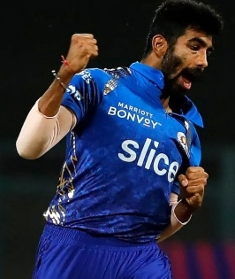 Bumrah makes first appearance post his back surgery during WPL final | Bumrah makes first appearance post his back surgery during WPL final