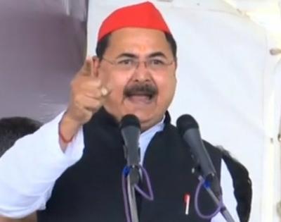 SP leader who put up posters is an ex-BJP man | SP leader who put up posters is an ex-BJP man SP leader who put up posters is an ex-BJP man | SP leader who put up posters is an ex-BJP man