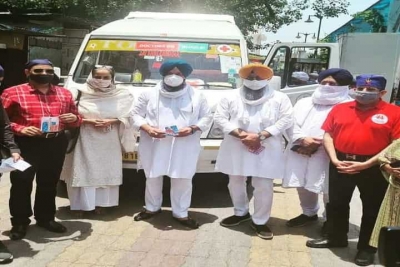 India's 'Doctor On Wheels' movement to treat Covid-19 patients now reaches Uttar Pradesh | India's 'Doctor On Wheels' movement to treat Covid-19 patients now reaches Uttar Pradesh