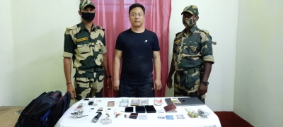 Suspected Chinese spy held while illegally entering India from B'desh | Suspected Chinese spy held while illegally entering India from B'desh