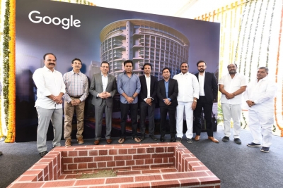 Google begins work on Hyderabad campus, largest outside its headquarters (Lead, with correction) | Google begins work on Hyderabad campus, largest outside its headquarters (Lead, with correction)