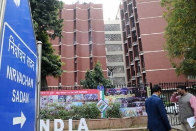 EC allows persons deployed in essential services, media to cast votes via postal ballot | EC allows persons deployed in essential services, media to cast votes via postal ballot