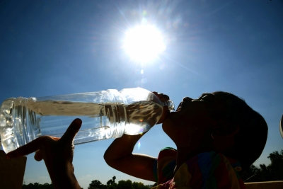 Another hot day in Delhi as mercury shoots beyond 41 degrees | Another hot day in Delhi as mercury shoots beyond 41 degrees