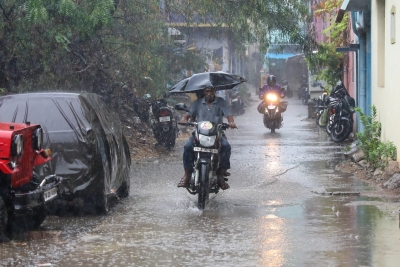IMD predicts heavy rains in 15 TN districts on Sunday | IMD predicts heavy rains in 15 TN districts on Sunday