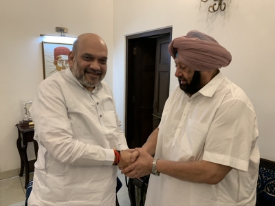 Amarinder to meet Shah on farmers' stir | Amarinder to meet Shah on farmers' stir Amarinder to meet Shah on farmers' stir | Amarinder to meet Shah on farmers' stir