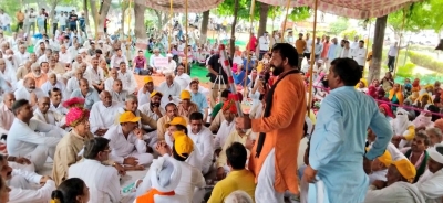 Gurugram: Thousands join 'Mahapanchayat' against land acquisition | Gurugram: Thousands join 'Mahapanchayat' against land acquisition