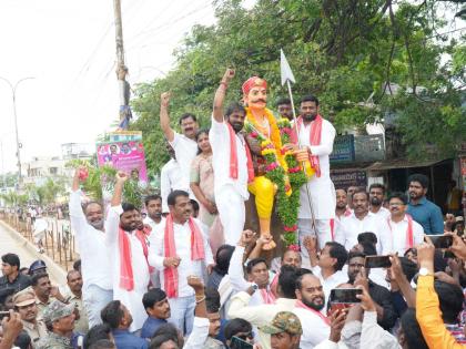 Telangana pays tributes to freedom fighter Papanna Goud | Telangana pays tributes to freedom fighter Papanna Goud Telangana pays tributes to freedom fighter Papanna Goud | Telangana pays tributes to freedom fighter Papanna Goud