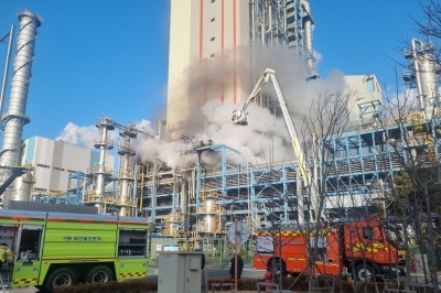 Minor fire breaks out at Taean coal power plant in S.Korea | Minor fire breaks out at Taean coal power plant in S.Korea