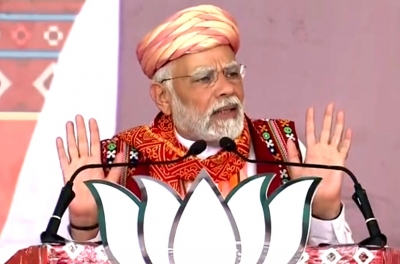 If Cong wants to be part of Gujarat, it has to give up caste politics: PM Modi | If Cong wants to be part of Gujarat, it has to give up caste politics: PM Modi