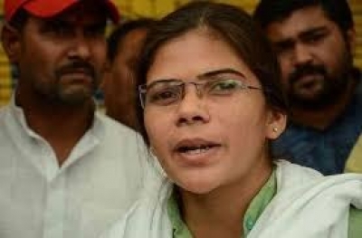 SP leader Richa Singh challenges her expulsion from party | SP leader Richa Singh challenges her expulsion from party