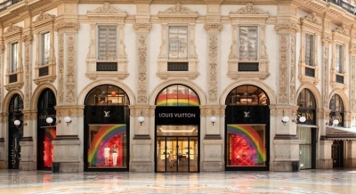 Luxury brands makes 'Rainbow' symbol of hope | Luxury brands makes 'Rainbow' symbol of hope