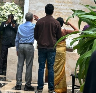 Actor Adivi Sesh pays his respects at 26/11 memorial alongside Major Unnikrishnan's family | Actor Adivi Sesh pays his respects at 26/11 memorial alongside Major Unnikrishnan's family