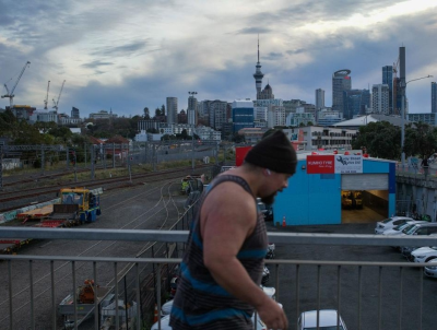 New Zealand median household net worth up 33 per cent, wealth gap persists | New Zealand median household net worth up 33 per cent, wealth gap persists