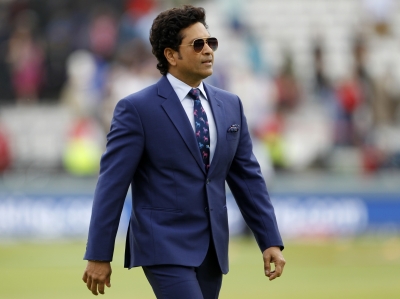Early sunset these days in UAE has made chasing easier: Tendulkar | Early sunset these days in UAE has made chasing easier: Tendulkar