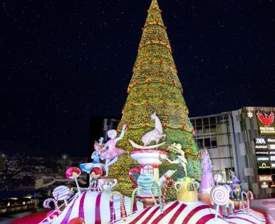 Subdued X'Mas festivities in Bengaluru amid Covid curbs | Subdued X'Mas festivities in Bengaluru amid Covid curbs Subdued X'Mas festivities in Bengaluru amid Covid curbs | Subdued X'Mas festivities in Bengaluru amid Covid curbs