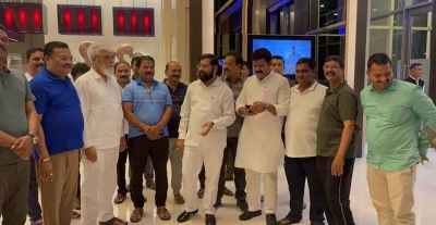 Disqualification proceedings have no bearing on the floor test, Shiv Sena rebels to SC | Disqualification proceedings have no bearing on the floor test, Shiv Sena rebels to SC