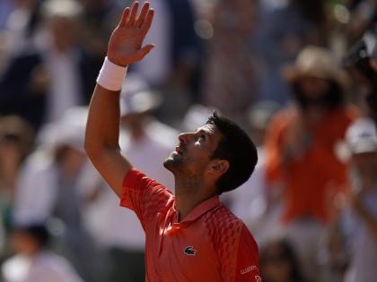 French Open: Djokovic, Alcaraz advance to third round in pursuit of title, top ranking | French Open: Djokovic, Alcaraz advance to third round in pursuit of title, top ranking
