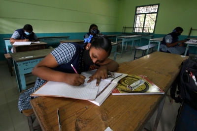 Students, teachers worried after TN announces to shut colleges | Students, teachers worried after TN announces to shut colleges