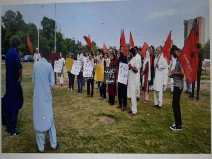 Baloch people protest against Pak security forces over killing of civilians | Baloch people protest against Pak security forces over killing of civilians