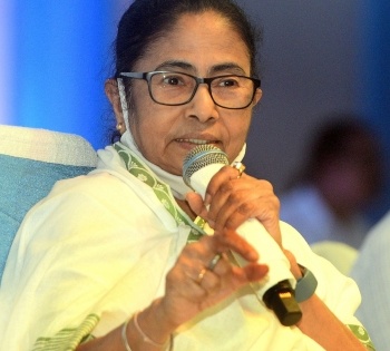 Successive adverse court rulings leave Mamata fuming against petitioners | Successive adverse court rulings leave Mamata fuming against petitioners