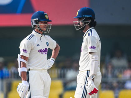2nd Test: India lose wickets in heap, reach 102/4 at tea | 2nd Test: India lose wickets in heap, reach 102/4 at tea