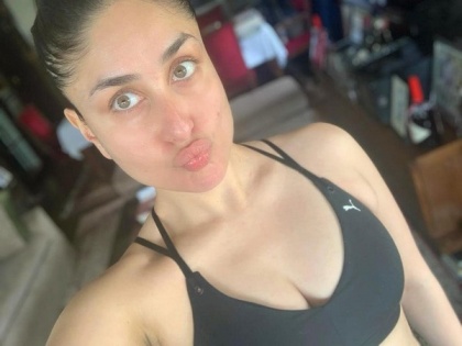Kareena Kapoor gets pout game on, shares selfie amid workout session | Kareena Kapoor gets pout game on, shares selfie amid workout session