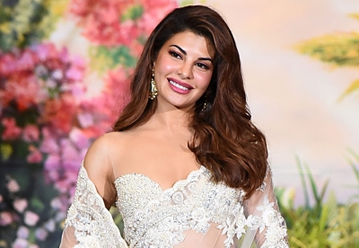 Jacqueline steps in to help Bollywood photog in distress | Jacqueline steps in to help Bollywood photog in distress