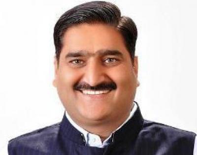 Aligarh BJP MP wants loudspeakers banned during 'azaan' | Aligarh BJP MP wants loudspeakers banned during 'azaan'