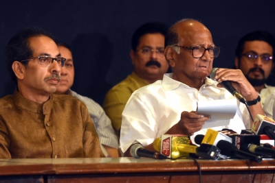 After losing party name-symbol, Thackeray gets calls from Pawar, Nitish | After losing party name-symbol, Thackeray gets calls from Pawar, Nitish After losing party name-symbol, Thackeray gets calls from Pawar, Nitish | After losing party name-symbol, Thackeray gets calls from Pawar, Nitish