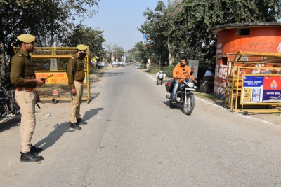 Tight security in Ayodhya for Modi's visit | Tight security in Ayodhya for Modi's visit
