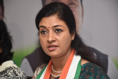 Sonia hasn't retired but will guide the party: Alka Lamba | Sonia hasn't retired but will guide the party: Alka Lamba