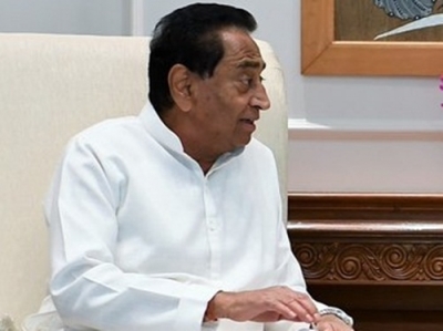 Kamal Nath's hopes dashed as BJP takes lead in MP bypolls | Kamal Nath's hopes dashed as BJP takes lead in MP bypolls