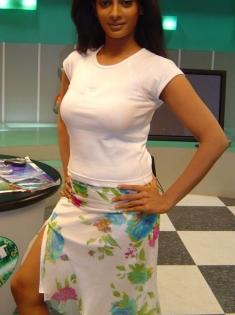 Sriya Reddy to play a power-hungry politician in Tamil web series 'Thalamai Seyalgam’ | Sriya Reddy to play a power-hungry politician in Tamil web series 'Thalamai Seyalgam’ Sriya Reddy to play a power-hungry politician in Tamil web series 'Thalamai Seyalgam’ | Sriya Reddy to play a power-hungry politician in Tamil web series 'Thalamai Seyalgam’
