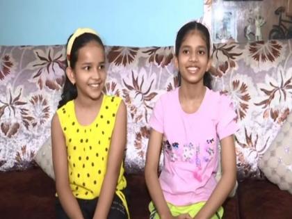 Bihar's 'Spider girls' climb 12-ft walls without support, trend on social media | Bihar's 'Spider girls' climb 12-ft walls without support, trend on social media