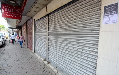 Jewellery shop robbed in Delhi during weekend lockdown | Jewellery shop robbed in Delhi during weekend lockdown