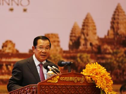 Cambodian PM Hun Sen to retire after over 38 yrs, transfer power to son in new govt | Cambodian PM Hun Sen to retire after over 38 yrs, transfer power to son in new govt Cambodian PM Hun Sen to retire after over 38 yrs, transfer power to son in new govt | Cambodian PM Hun Sen to retire after over 38 yrs, transfer power to son in new govt