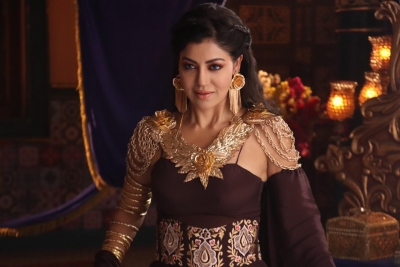 Debina Bonnerjee donates Rs 1 lakh to PM-CARES fund | Debina Bonnerjee donates Rs 1 lakh to PM-CARES fund Debina Bonnerjee donates Rs 1 lakh to PM-CARES fund | Debina Bonnerjee donates Rs 1 lakh to PM-CARES fund