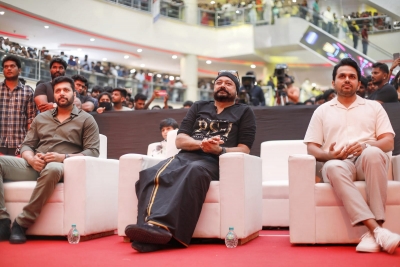 Rahman sets the tone for Mani Ratnam epic 'Ponniyin Selvan' with first single | Rahman sets the tone for Mani Ratnam epic 'Ponniyin Selvan' with first single Rahman sets the tone for Mani Ratnam epic 'Ponniyin Selvan' with first single | Rahman sets the tone for Mani Ratnam epic 'Ponniyin Selvan' with first single